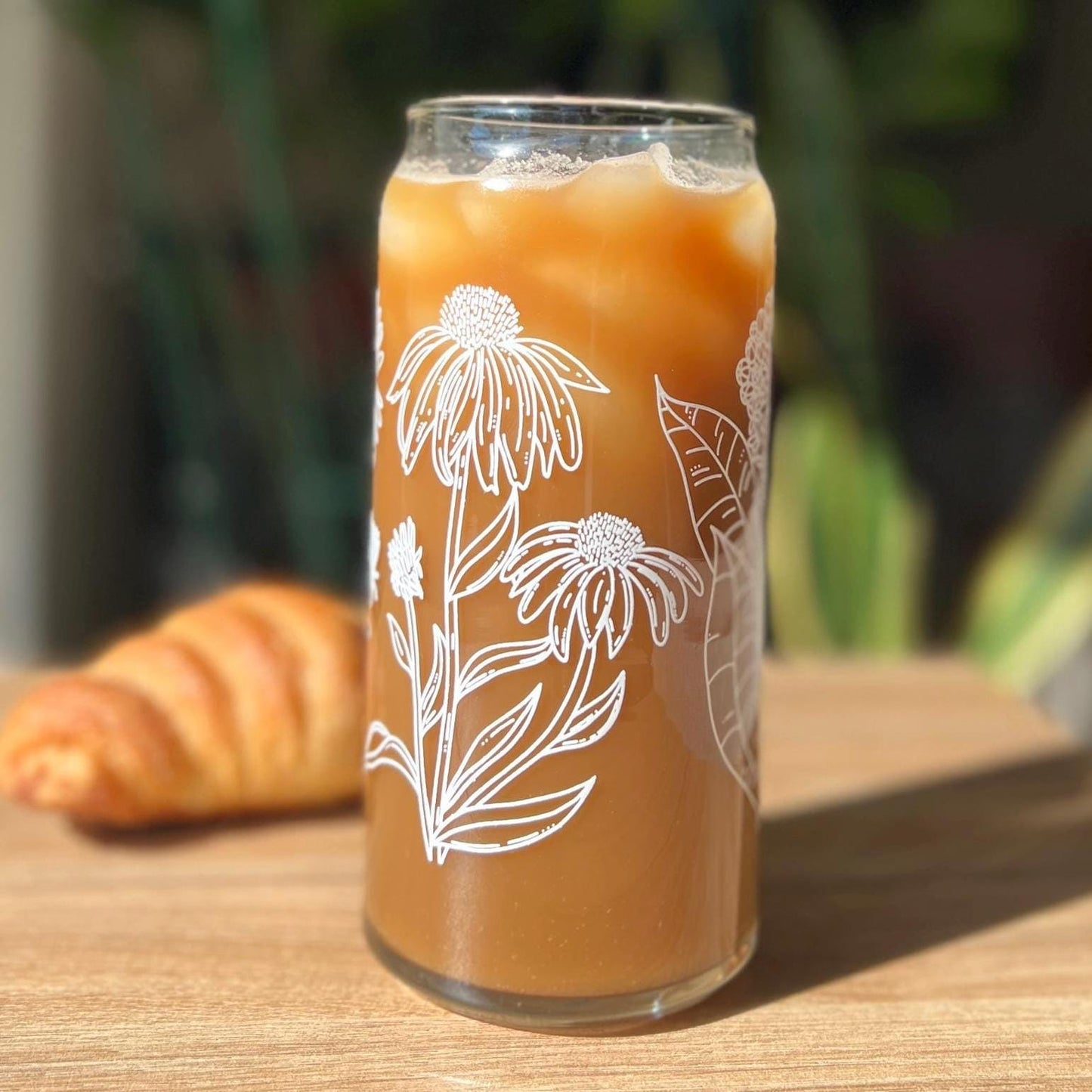 Dishwasher safe Native wildflower cup, Illinois native flowers, Iowa native, flower outlines, glass can, glass tumbler, 20 oz iced coffee