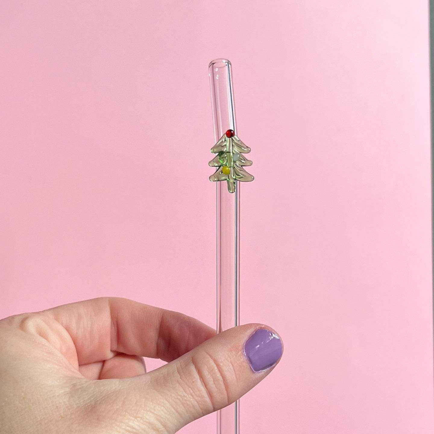 glass straw with decal for 16 oz cup. 8 inches long with a bend. Glass and dishwasher safe