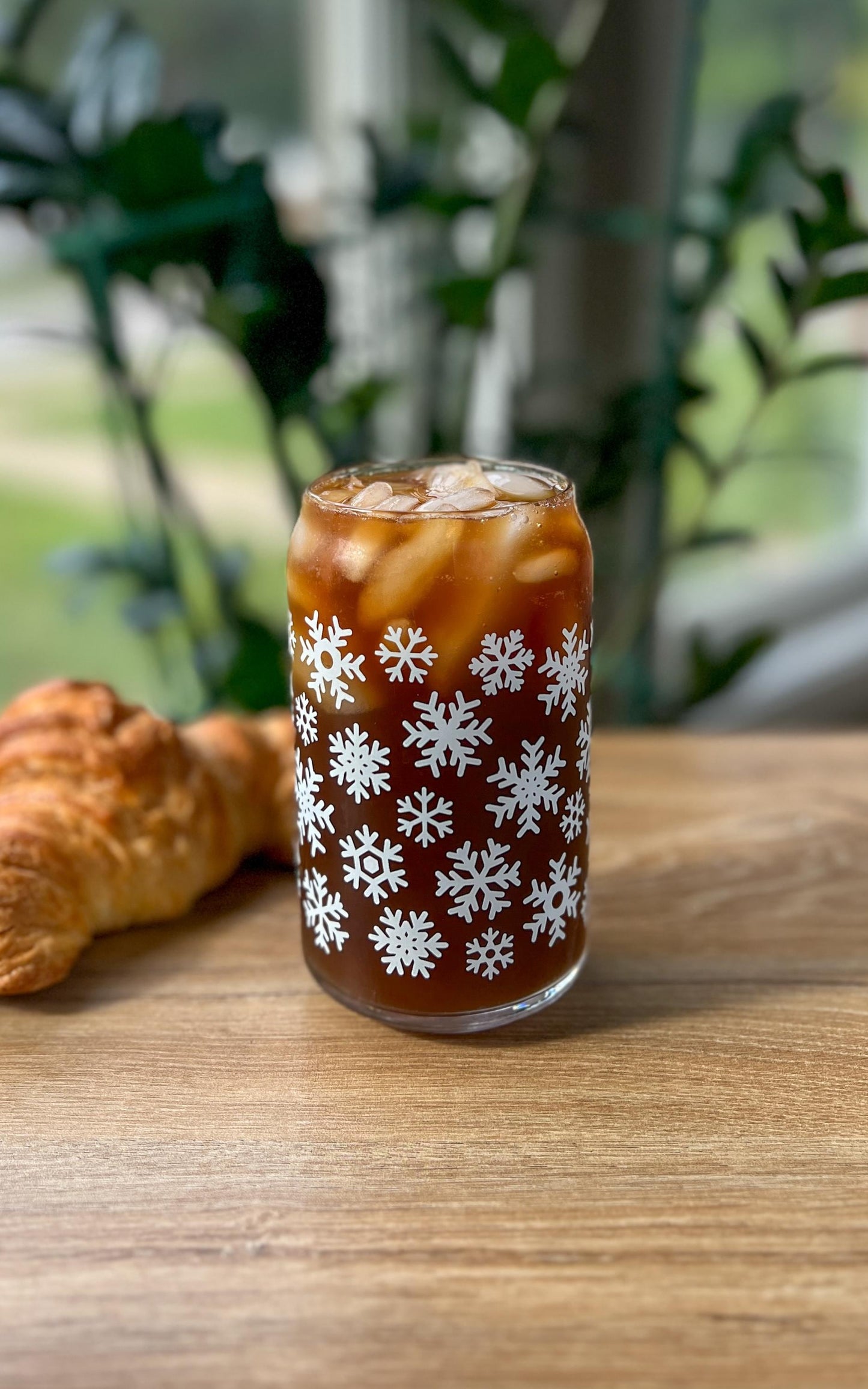 Dishwasher safe snowflake cup, therapy cup, mental health cup, gift for therapist,  iced coffee cup, glass can, bamboo lid, snowflakes