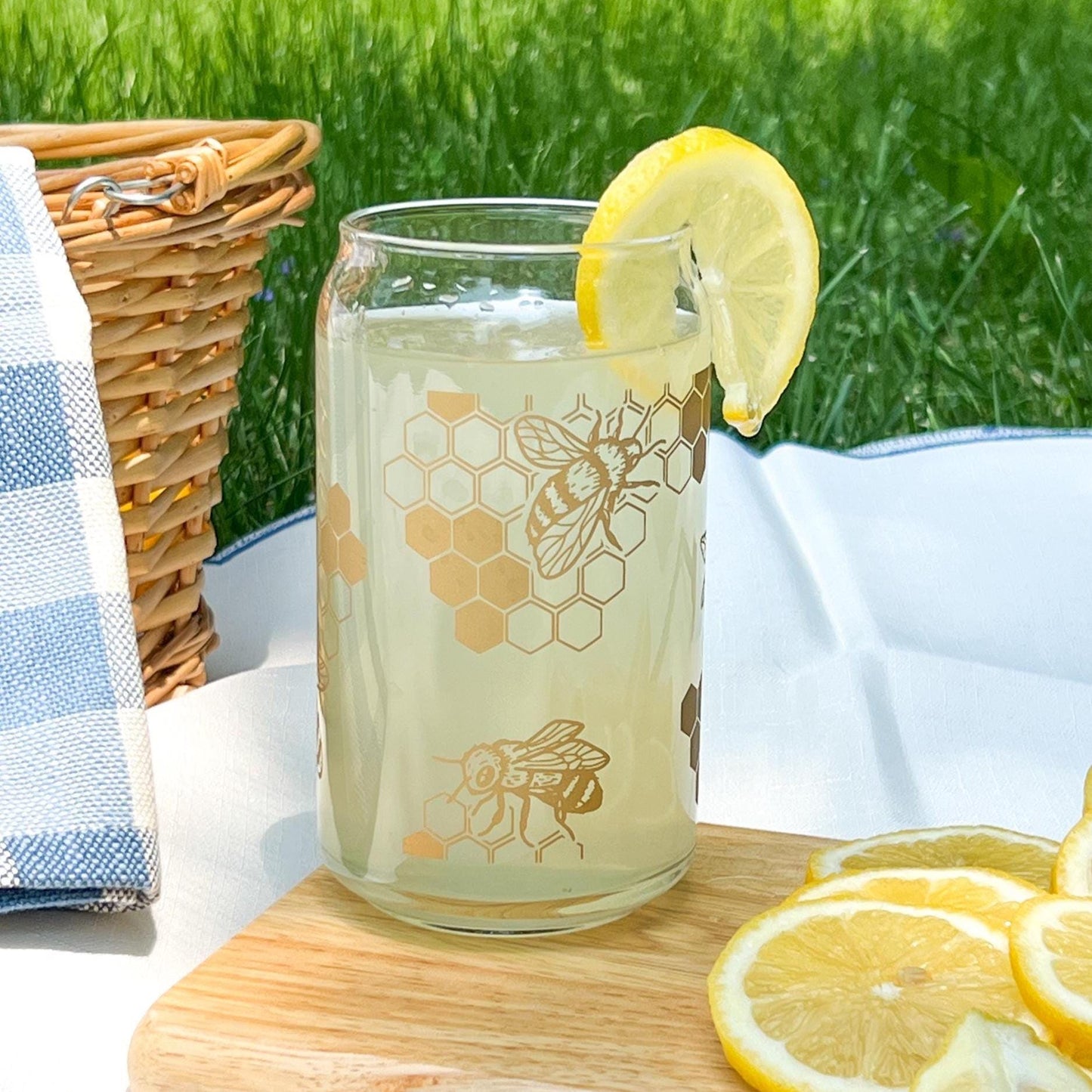 Dishwasher safe honeybee cup, honeycomb glass can, libbey 209, iced coffee cup, bamboo lid and glass straw