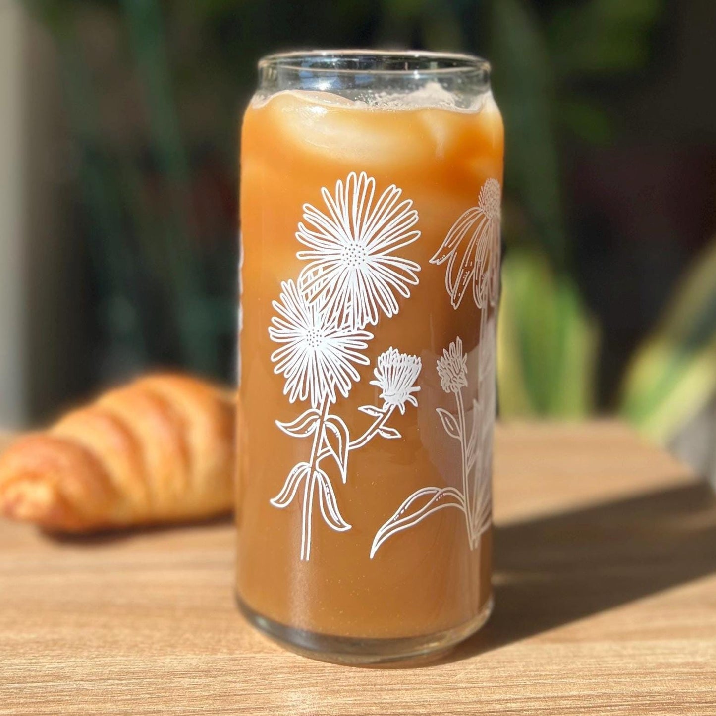 Dishwasher safe Native wildflower cup, Illinois native flowers, Iowa native, flower outlines, glass can, glass tumbler, 20 oz iced coffee