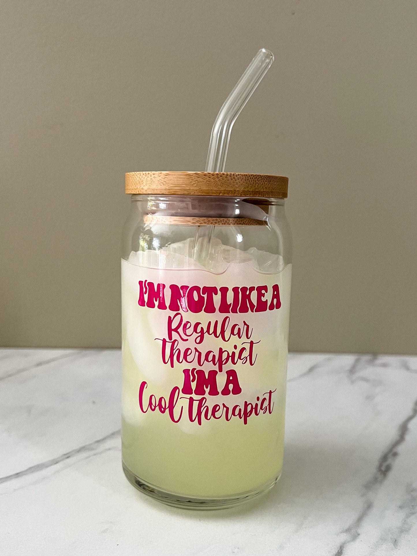 Dishwasher safe cup! I’m not a regular therapist cup, mental health cup, gift for therapist, I’m a cool therapist, bamboo lid & glass straw